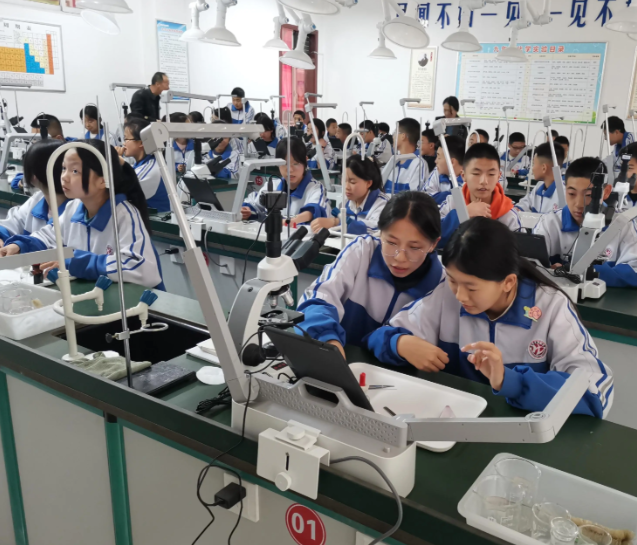 教育者都有鼓励作用这种作用在儿童与青少年中体现得非常明显 教育者都有鼓励作用这种作用在儿童与青少年中体现得非常明显