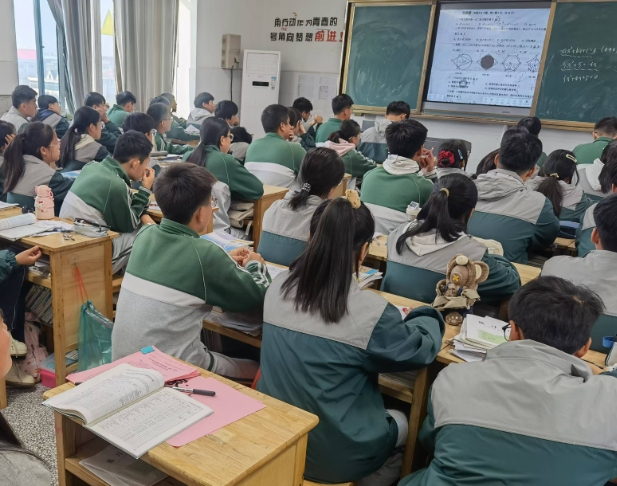 教师的无力感往往源于教育方针与实在生长需求之间的错位 教师的无力感往往源于教育方针与实在生长需求之间的错位